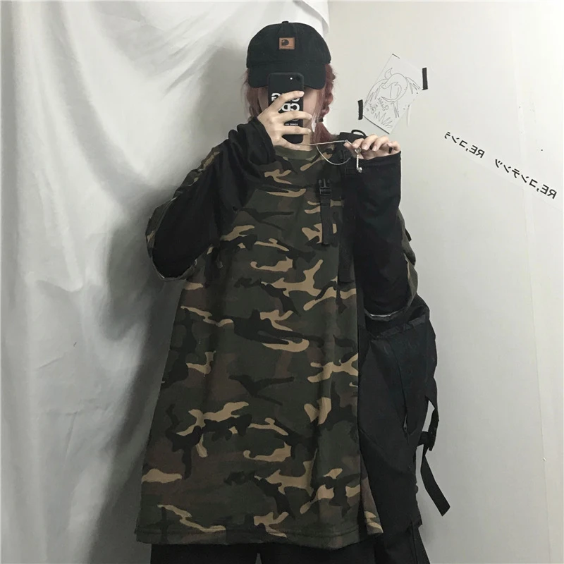 Camouflage Long Sleeve Men T Shirt Fake Two Spliced Cool Fashion 2022 Spring Autumn Trend Army Green Oversized Clothing Tactical
Camouflage Long Sleeve Men T Shirt Fake Two Spliced Cool Fashion 2022 Spring Autumn Trend Army Green Oversized Clothing Tactical