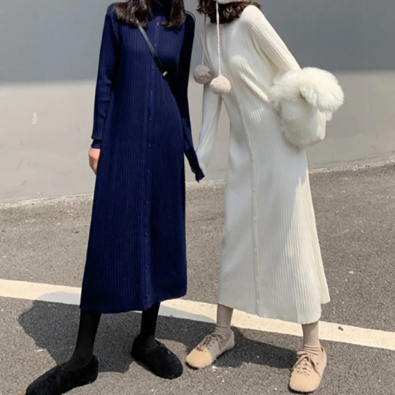 Autumn and Winter Dress 2021 New Women's Dress French Half High Collar Single Breasted Knitted Long Sleeve Medium and Long Skirt
Autumn and Winter Dress 2021 New Women's Dress French Half High Collar Single Breasted Knitted Long Sleeve Medium and Long Skirt