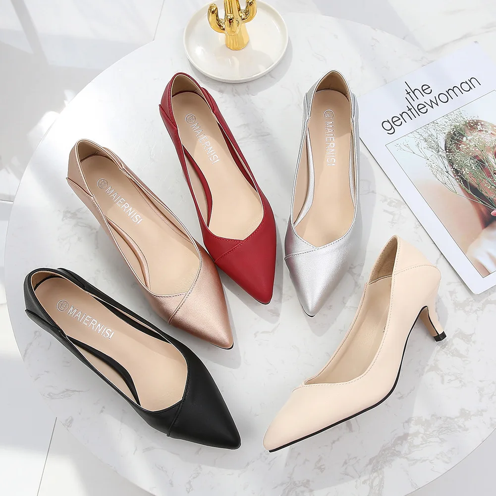 35-44 Elegant Pointed Toe Mary Jane Women Shoe Thin Mid Heel Ladies Shoes Woman Autumn 2021designer Luxury Dress Wedges Shoes
35-44 Elegant Pointed Toe Mary Jane Women Shoe Thin Mid Heel Ladies Shoes Woman Autumn 2021designer Luxury Dress Wedges Shoes