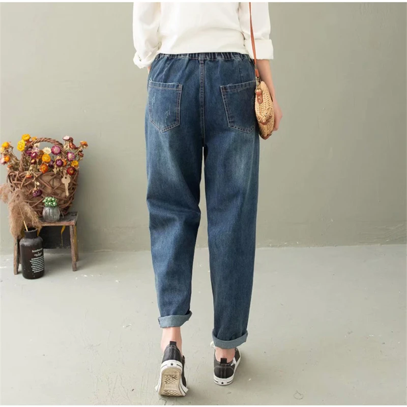 Women Spring Autumn Fashion Butterfly Embroidery Loose Elastic Waist Vintage Straight Harem Pant Female High Waist Denim Jeans
Women Spring Autumn Fashion Butterfly Embroidery Loose Elastic Waist Vintage Straight Harem Pant Female High Waist Denim Jeans