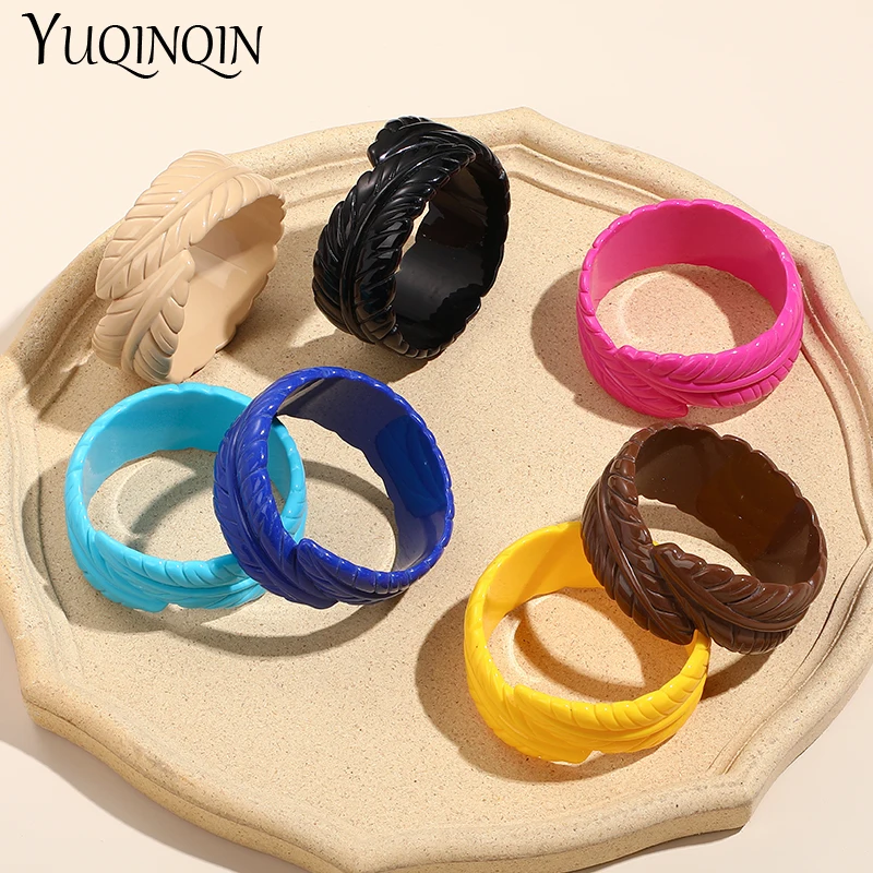 Beautiful Leaf Trendy Charms Bangle Bracelets for Women Fashion Jewelry Acrylic Resin Geometric Wide Cuff Bangles Designer Gifts
Beautiful Leaf Trendy Charms Bangle Bracelets for Women Fashion Jewelry Acrylic Resin Geometric Wide Cuff Bangles Designer Gifts