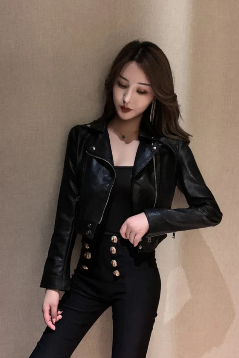 Fall 2020 New French Retro Korean Fashion Suit Collar Slim Fit Short Versatile Pu Leather Jacket Women's Wear 
Fall 2020 New French Retro Korean Fashion Suit Collar Slim Fit Short Versatile Pu Leather Jacket Women's Wear