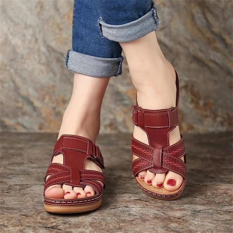 Thick Bottom Female Sandals Premium Retro Leather Wear-Resistant Platform Ladies Slipper Anti-Slip Soft Comfy Casual Women Shoes
Thick Bottom Female Sandals Premium Retro Leather Wear-Resistant Platform Ladies Slipper Anti-Slip Soft Comfy Casual Women Shoes