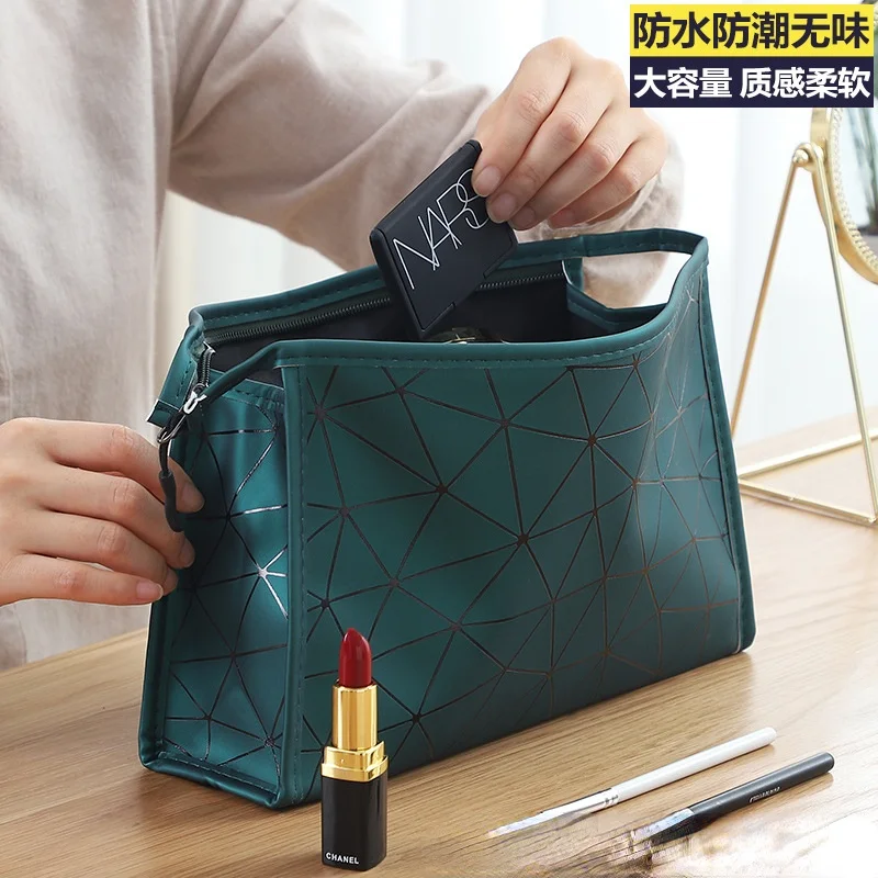 Multifunctional travel cosmetic bag fashion cosmetic bag cosmetic storage bag waterproof female storage cosmetic case
Multifunctional travel cosmetic bag fashion cosmetic bag cosmetic storage bag waterproof female storage cosmetic case