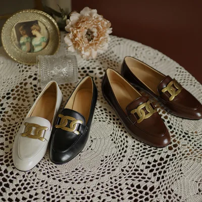 Retro Square Toe Thick-heel Single Shoes Woman Genuine Leather British Style Fashion Slip-On Spring Autumn Loafer Shoe 2021 
Retro Square Toe Thick-heel Single Shoes Woman Genuine Leather British Style Fashion Slip-On Spring Autumn Loafer Shoe 2021