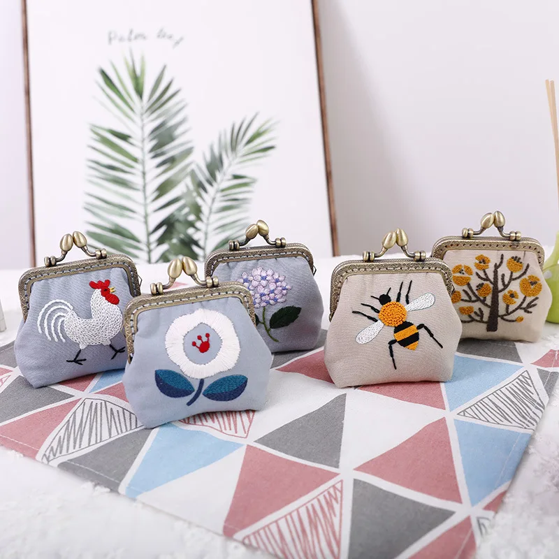 DIY Embroidery Flower Tree Purse Wallet Needlework Sewing Cross Stitch Materials Chinese Style Small Coin Purses Women Vintage
DIY Embroidery Flower Tree Purse Wallet Needlework Sewing Cross Stitch Materials Chinese Style Small Coin Purses Women Vintage