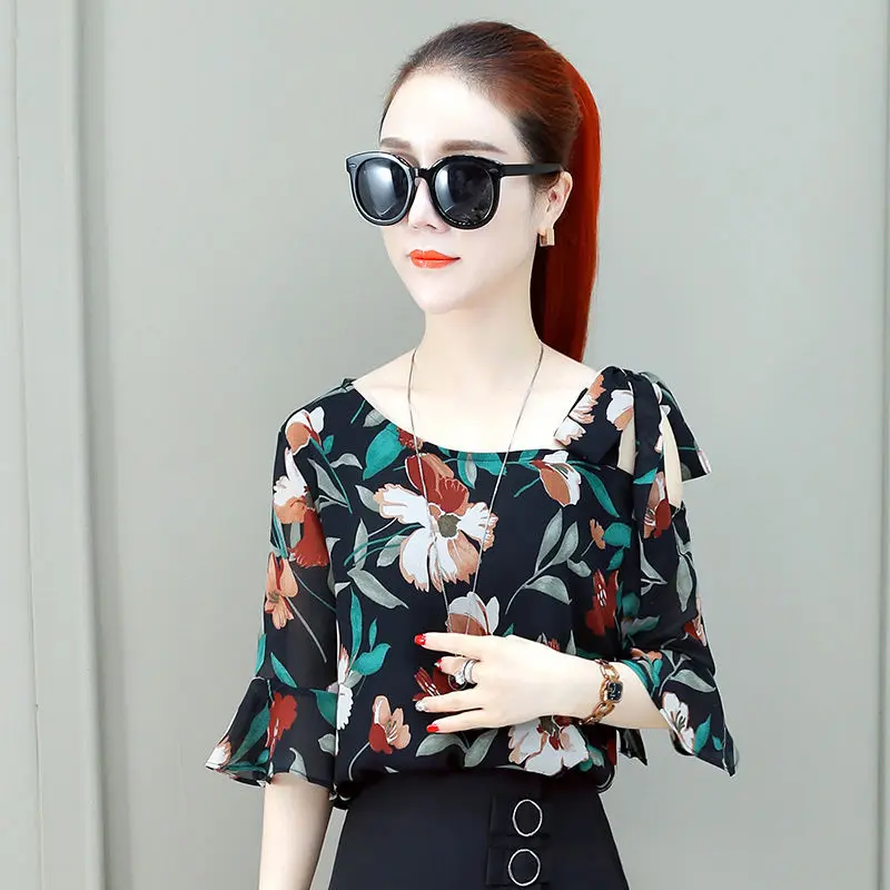 Women's Spring Summer Style Chiffon Blouses Shirt Women's Elegant Half Sleeve O-neck Bow Printed Loose Tops SP012
Women's Spring Summer Style Chiffon Blouses Shirt Women's Elegant Half Sleeve O-neck Bow Printed Loose Tops SP012