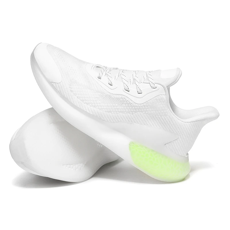 new zapatos running fashion transpirables man summer sports comfort sneakers for para mens men mesh Light trainers mens shoes
new zapatos running fashion transpirables man summer sports comfort sneakers for para mens men mesh Light trainers mens shoes
