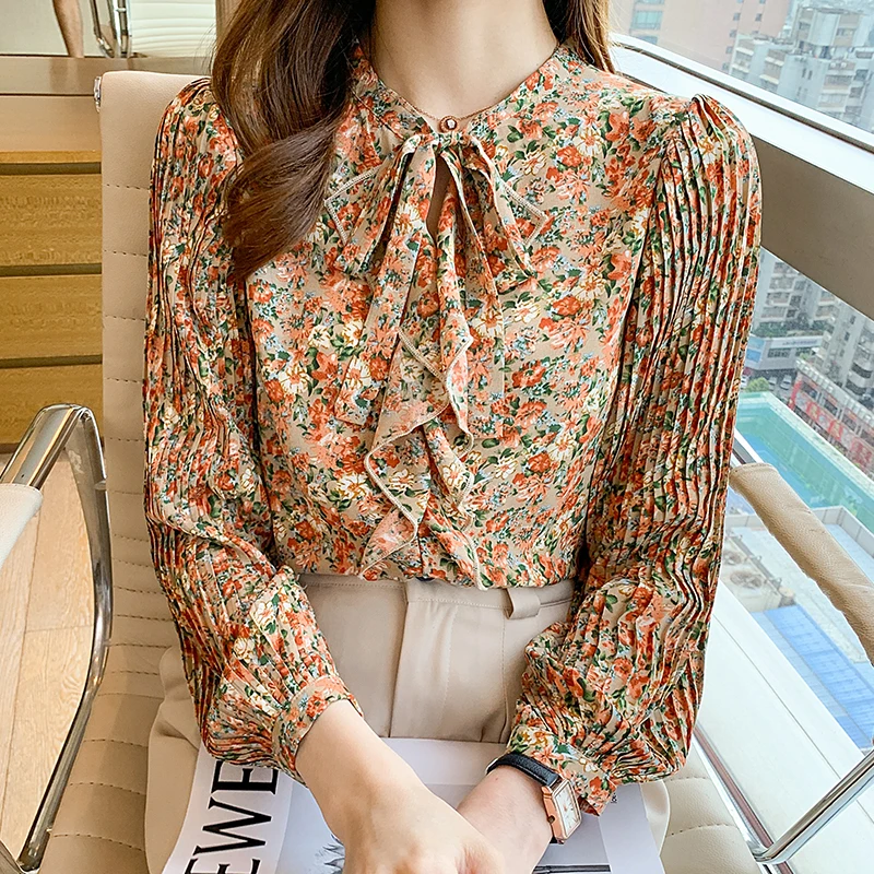 2021 Autumn New Women Chiffon Shirt Fashion Long Sleeved Retro Floral Bow Printed Blouses Elegant Slim Office Lady Tops
2021 Autumn New Women Chiffon Shirt Fashion Long Sleeved Retro Floral Bow Printed Blouses Elegant Slim Office Lady Tops