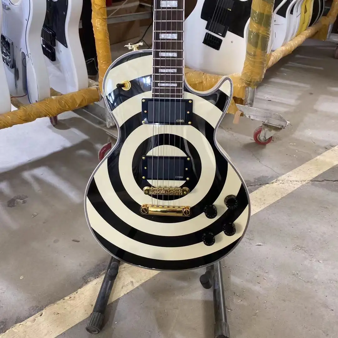 Zakk Version Black Circle Cream White Color Mahogany Body Rosewood Fingerboard Golden Hardware High Quality Free Shipping
Zakk Version Black Circle Cream White Color Mahogany Body Rosewood Fingerboard Golden Hardware High Quality Free Shipping