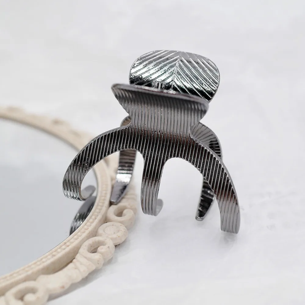 Fashion Hair Claw Clamps Metal Hair Crab Ponytail Hoder Hair Clip Hairpin For Women Girls Large Size 7 Colors Hair Accessories
Fashion Hair Claw Clamps Metal Hair Crab Ponytail Hoder Hair Clip Hairpin For Women Girls Large Size 7 Colors Hair Accessories