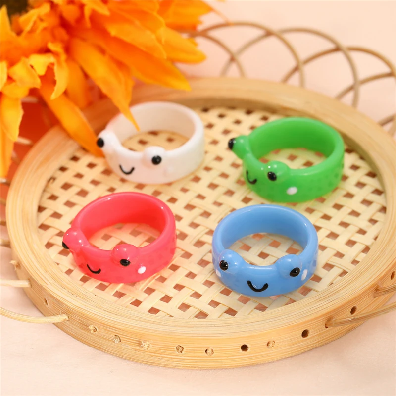 Hot Trendy Resin Rings Red Blue White Green Frog Circle Ring Cute Animals Women Jewelry Lovely Chick Anillos Gift For Friends
Hot Trendy Resin Rings Red Blue White Green Frog Circle Ring Cute Animals Women Jewelry Lovely Chick Anillos Gift For Friends