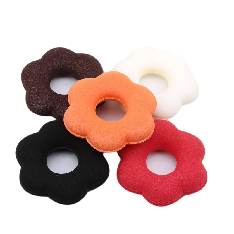 1Set Fashion Women Girls Magic Shaper Donut Hair Ring Bun Maker Fashion Christmas Party Accessories Styling Tool Hot 
1Set Fashion Women Girls Magic Shaper Donut Hair Ring Bun Maker Fashion Christmas Party Accessories Styling Tool Hot