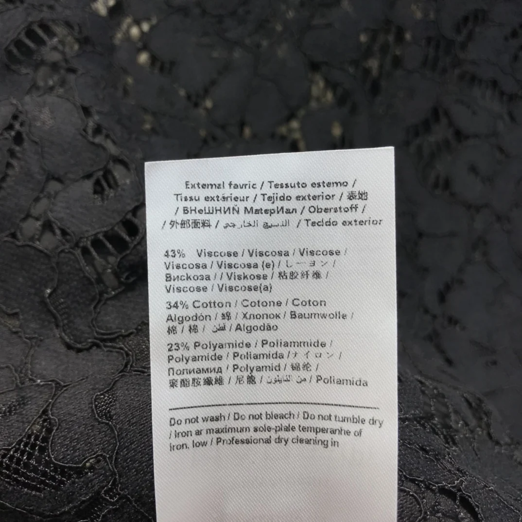 Luxury Brand Sexy T- Shirt Women 2021 New See-through Lace O-neck Short Sleeve Tops Summer Leisure Letters Print Cotton T-Shirts
Luxury Brand Sexy T- Shirt Women 2021 New See-through Lace O-neck Short Sleeve Tops Summer Leisure Letters Print Cotton T-Shirts