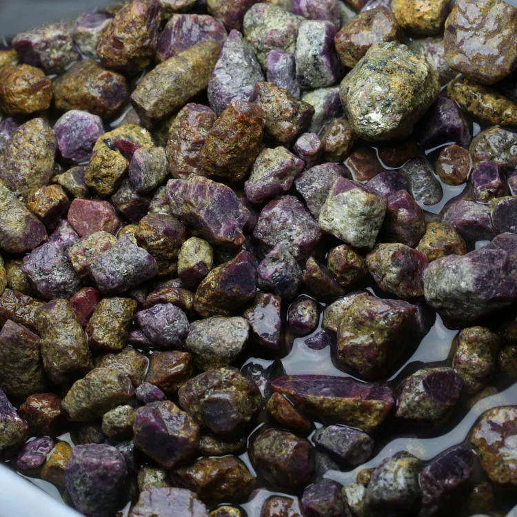 100g Natural Purple Ruby Rough Stone Natural Gems for Making Jewelry Red Ruby Rough Specimen Mnerals Healing Aquarium Gemstone
100g Natural Purple Ruby Rough Stone Natural Gems for Making Jewelry Red Ruby Rough Specimen Mnerals Healing Aquarium Gemstone