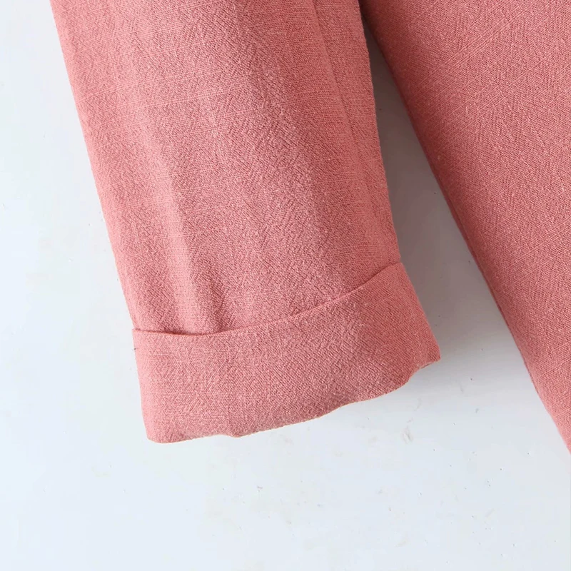 WXWT Za Women 2021 Fashion Office Double Breasted Solid Blazer Coat Vintage Long Sleeve Pockets Female Outerwear Tops HY2192
WXWT Za Women 2021 Fashion Office Double Breasted Solid Blazer Coat Vintage Long Sleeve Pockets Female Outerwear Tops HY2192