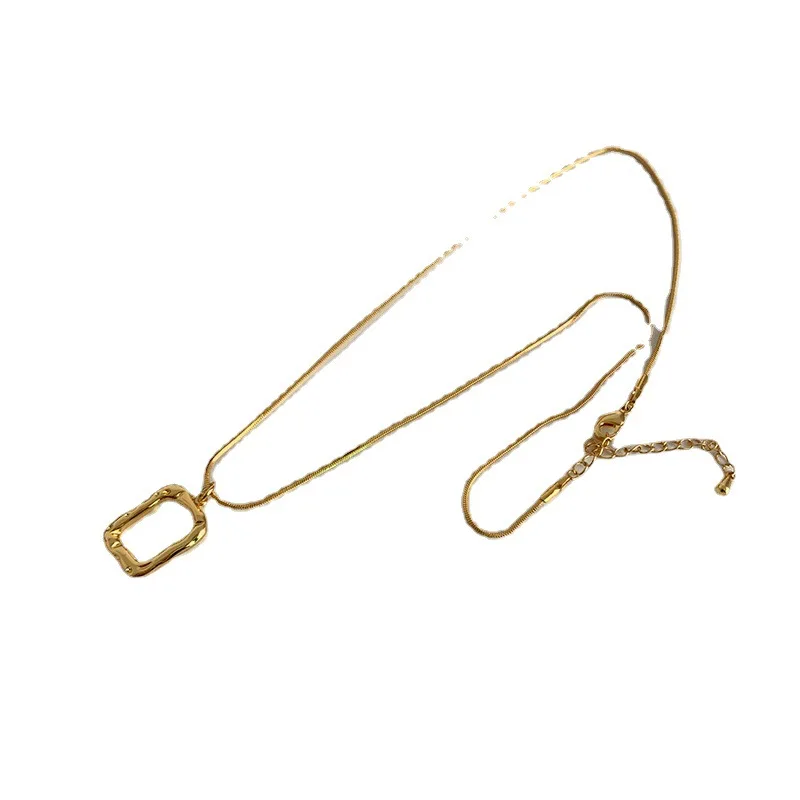 CH-988 Geometric two-piece necklace simple personality temperament fashion pendant South Korea net red clavicle chain female
CH-988 Geometric two-piece necklace simple personality temperament fashion pendant South Korea net red clavicle chain female
