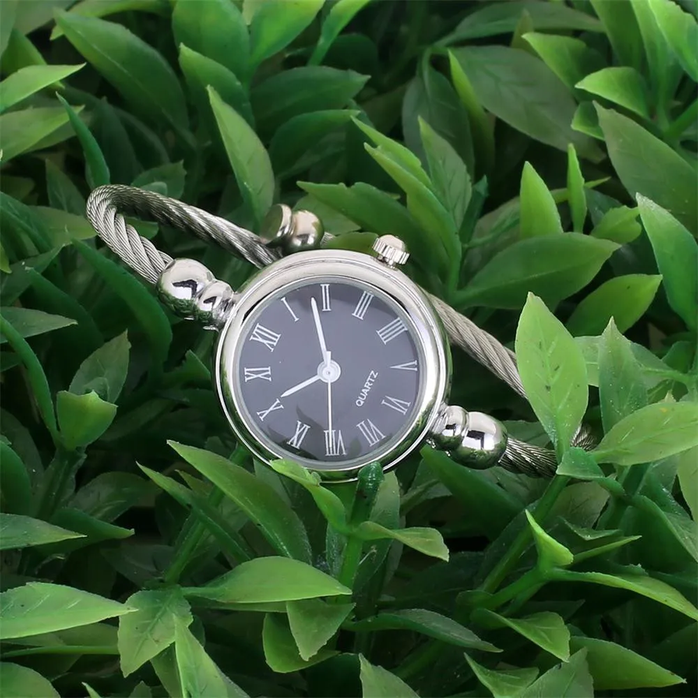 2021 NEW Women's watches Fashion Simplicity Glass Mirror Bracelet Watch Girl Circular Analog Quartz Watch Gift to girlfriend
2021 NEW Women's watches Fashion Simplicity Glass Mirror Bracelet Watch Girl Circular Analog Quartz Watch Gift to girlfriend