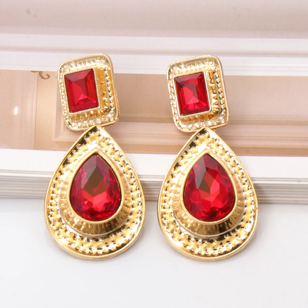 JUJIA Fashion Geometric Big Crystal Drop Dangle Earrings Women Girls Charm Bridal Wedding Jewelry Gift Accessories
JUJIA Fashion Geometric Big Crystal Drop Dangle Earrings Women Girls Charm Bridal Wedding Jewelry Gift Accessories