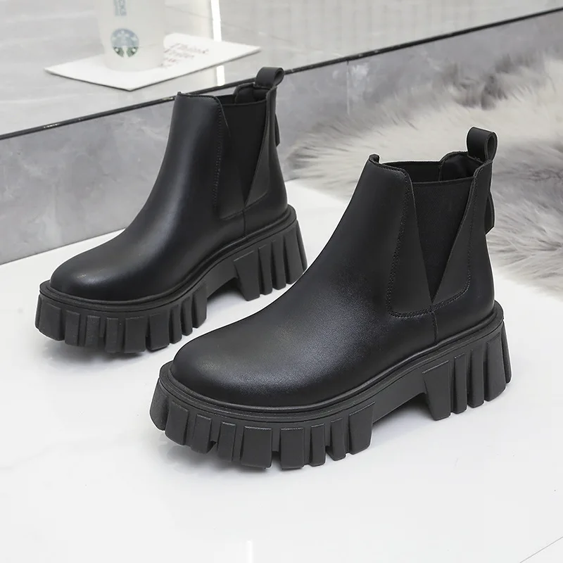 New Chelsea Boots 2021 Winter New Women's Boots Fashion British Short Boots High Quality PU Leather Thick Soled Thick Heel Shoes
New Chelsea Boots 2021 Winter New Women's Boots Fashion British Short Boots High Quality PU Leather Thick Soled Thick Heel Shoes