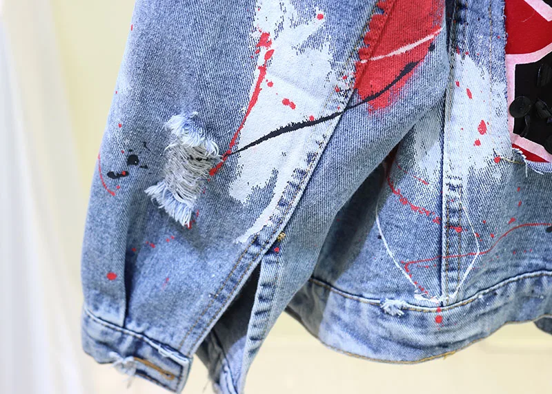 Fashion Red Patchwork Denim Jacket Men's Letter Printed Destroyed Hole Streetwear Hip Hop Blue Jeans Jacket Male
Fashion Red Patchwork Denim Jacket Men's Letter Printed Destroyed Hole Streetwear Hip Hop Blue Jeans Jacket Male