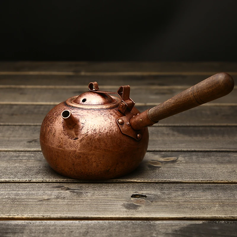Japanese pure handmade thickened copper kettle boiling teapot side handle retro purple copper tea pot water kettle 450ml
Japanese pure handmade thickened copper kettle boiling teapot side handle retro purple copper tea pot water kettle 450ml