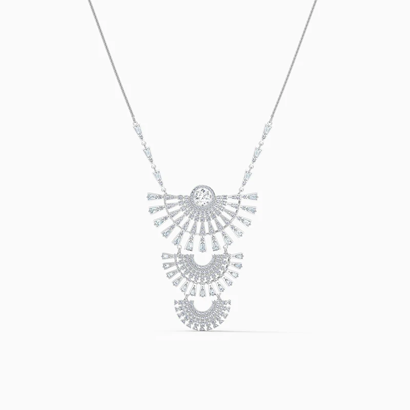 Fashion Original SWA New Necklace Elegant Dynamic Round Three Fan Shape Beautiful Decoration Female Luxury Birthday Jewelry Gift 
Fashion Original SWA New Necklace Elegant Dynamic Round Three Fan Shape Beautiful Decoration Female Luxury Birthday Jewelry Gift
