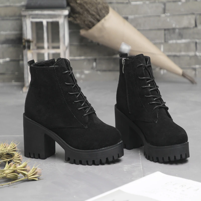 Women Boots 2021 Autumn Winter Lace Up Fashion High Heels Leather Shoes Casual Ladies Square Heel Platform Boot Big Size 41
Women Boots 2021 Autumn Winter Lace Up Fashion High Heels Leather Shoes Casual Ladies Square Heel Platform Boot Big Size 41