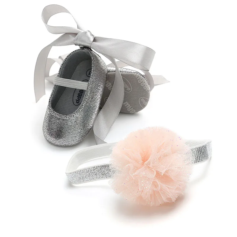 New 0-18M Baby Girls Solid Color Cute Breathable Princess Toddler Shoes Infant Comfortable and Soft Outing Shoes with Headwear
New 0-18M Baby Girls Solid Color Cute Breathable Princess Toddler Shoes Infant Comfortable and Soft Outing Shoes with Headwear