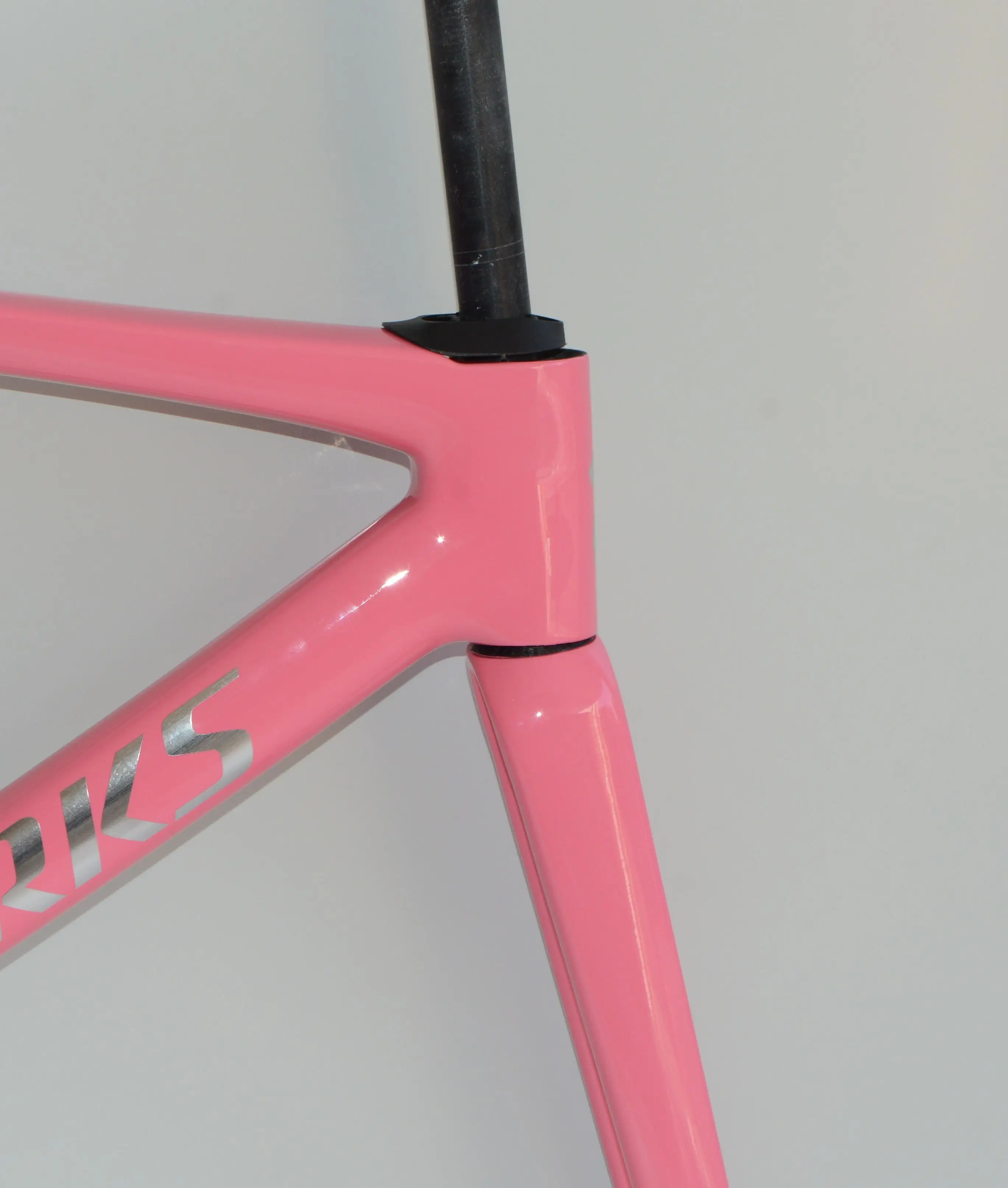 2021 High quality SL7 Venge F F14 Carbon Frame Road Bike Clean Routing Threaded BSA With Integrated Stem 700C Carbon Frameset69
2021 High quality SL7 Venge F F14 Carbon Frame Road Bike Clean Routing Threaded BSA With Integrated Stem 700C Carbon Frameset69
