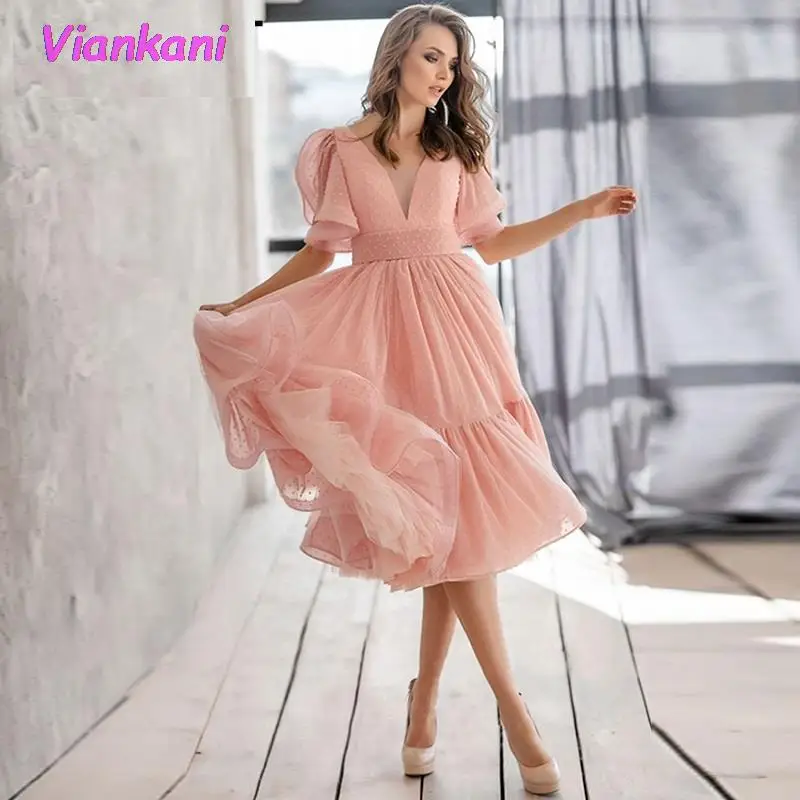 2021 Pink Dress Women Fashion Deep V Puff Sleeve Sweet Voile Mesh Sequins Short Sleeve French Party Dresses Vestidos
2021 Pink Dress Women Fashion Deep V Puff Sleeve Sweet Voile Mesh Sequins Short Sleeve French Party Dresses Vestidos