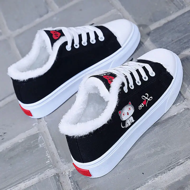 2021 Winter Women New Low-cut Canvas Plus Velvet Thicken Warm Cute Cat Cotton Shoes Female Non-slip Soft Casual Tennis Sneakers
2021 Winter Women New Low-cut Canvas Plus Velvet Thicken Warm Cute Cat Cotton Shoes Female Non-slip Soft Casual Tennis Sneakers
