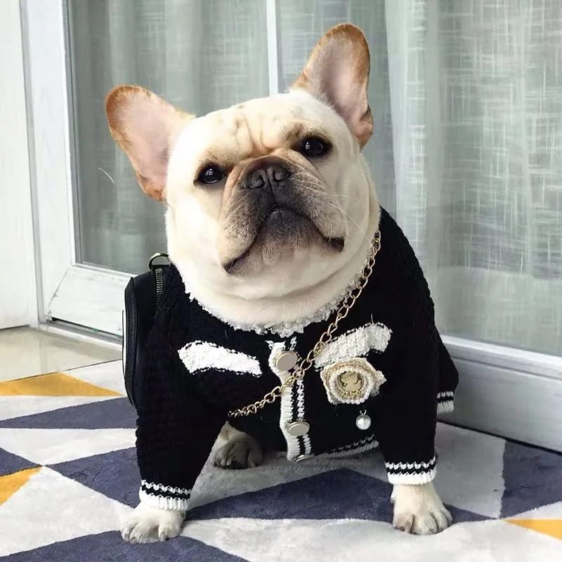 Winter Luxury French Bulldog Warm Sweater for Chihuahua Yorkies Apparel Pet Dog Designer Clothes for Small Dogs Clothing PC1567
Winter Luxury French Bulldog Warm Sweater for Chihuahua Yorkies Apparel Pet Dog Designer Clothes for Small Dogs Clothing PC1567