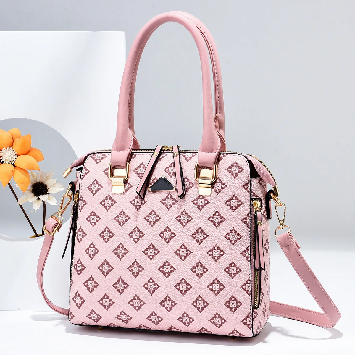 2021 New Fashion Atmosphere Simple Handbag Fashion Fashion Printing One Shoulder Messenger Women's Bag
2021 New Fashion Atmosphere Simple Handbag Fashion Fashion Printing One Shoulder Messenger Women's Bag