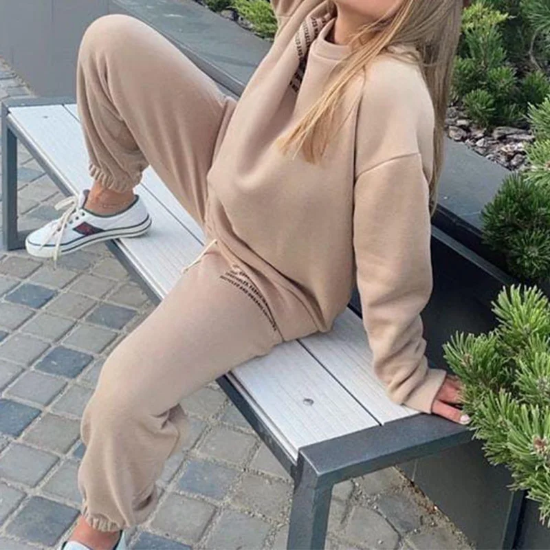 Two Pieces Set Women's Set Sweatshirt Tracksuits Letter Print Casual Pants Suit Autumn Long Sleeve Pullover Female Tracksuit
Two Pieces Set Women's Set Sweatshirt Tracksuits Letter Print Casual Pants Suit Autumn Long Sleeve Pullover Female Tracksuit