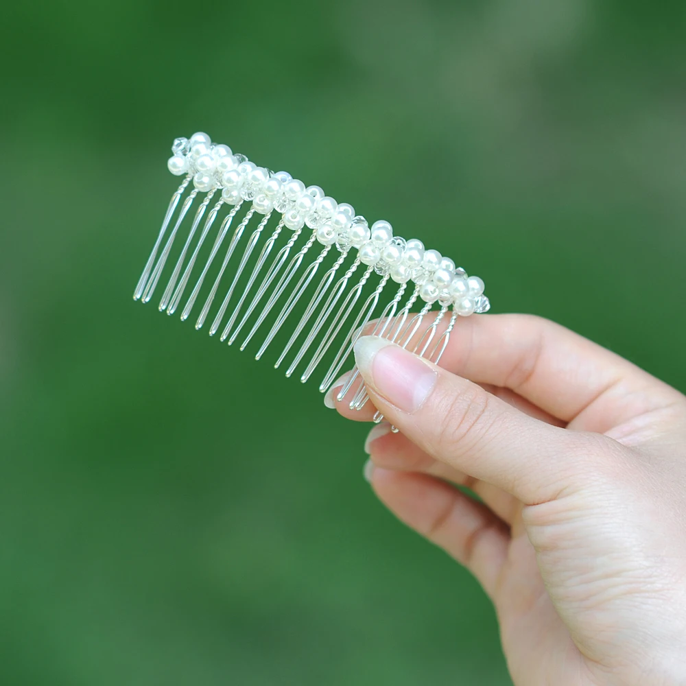 TRiXY H100 Pearls Bridal Hair Accessories Elegant Bridal Hair Comb Pearls Bridal Hair Comb Pearl Hair Pins Wedding Hair Clips
TRiXY H100 Pearls Bridal Hair Accessories Elegant Bridal Hair Comb Pearls Bridal Hair Comb Pearl Hair Pins Wedding Hair Clips