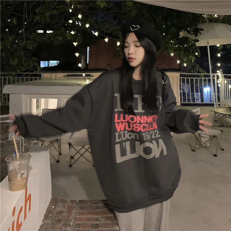 2021 autumn and winter Korean loose sweatshirt plus velvet ovsized round neck letter printing long-sleeved hoodie
2021 autumn and winter Korean loose sweatshirt plus velvet ovsized round neck letter printing long-sleeved hoodie