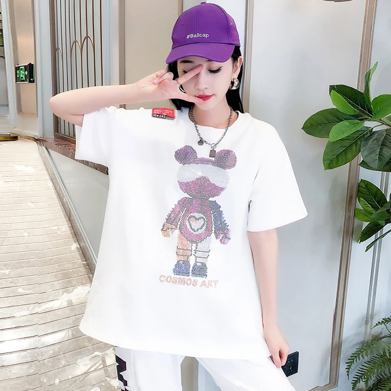 Short Sleeves T Shirt Women 2021 New Style Summer Fashion Solid Color Hot Diamond Bear Loose Top Graphic Tee Shirts for Women
Short Sleeves T Shirt Women 2021 New Style Summer Fashion Solid Color Hot Diamond Bear Loose Top Graphic Tee Shirts for Women