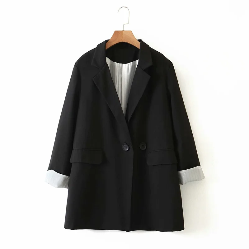 Женский блейзер с карманами, свободного покроя
Женский блейзер с карманами, свободного покроя