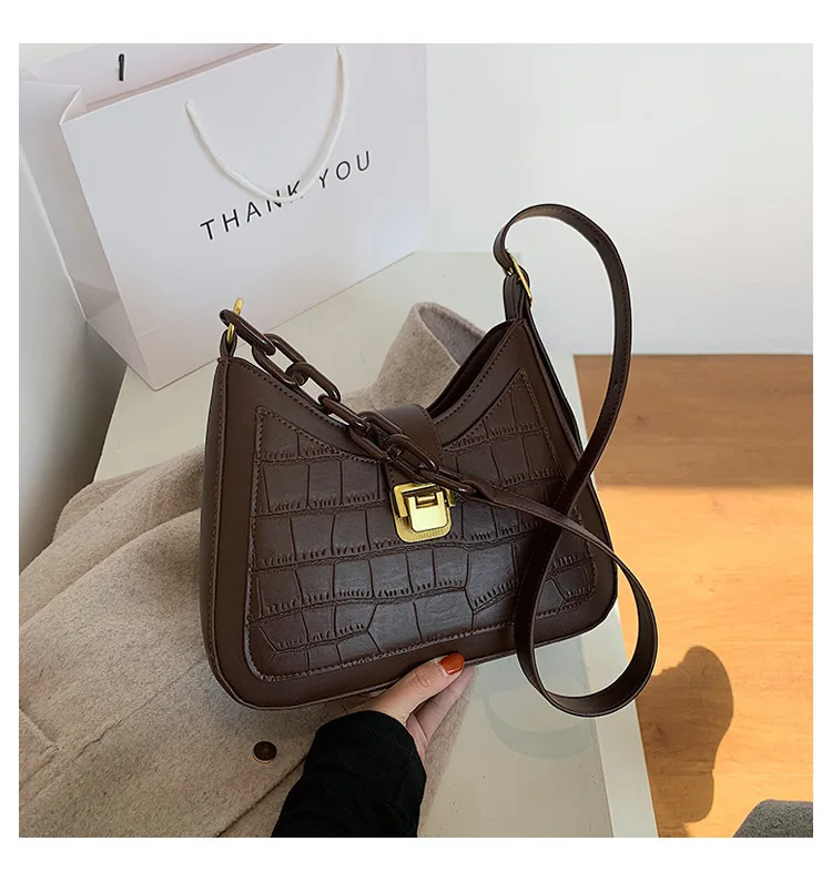 Women's Shoulder Armpit Handbag 2021 Design Joker Handbag Shoulder Bag Handbag Women's Fashion Tote Bag
Women's Shoulder Armpit Handbag 2021 Design Joker Handbag Shoulder Bag Handbag Women's Fashion Tote Bag