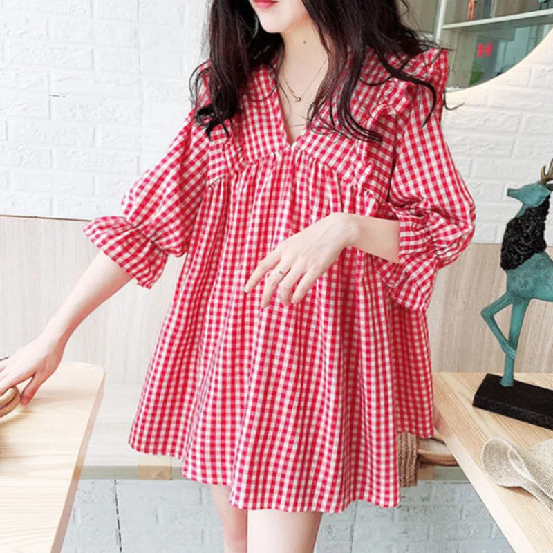 V-Neck Cotton And Linen Check Baby Shirt Top Women Summer New Loose Large Size Slim Shirt
V-Neck Cotton And Linen Check Baby Shirt Top Women Summer New Loose Large Size Slim Shirt