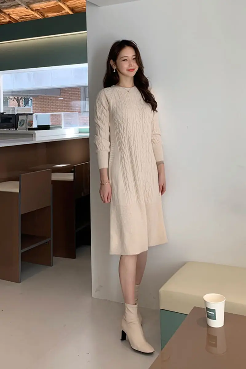 Elegant Winter Vestidos Korean Style Sexy Slim Knitted dress Women Thickening O-neck knit dress Casual Female Sweater Dresses
Elegant Winter Vestidos Korean Style Sexy Slim Knitted dress Women Thickening O-neck knit dress Casual Female Sweater Dresses