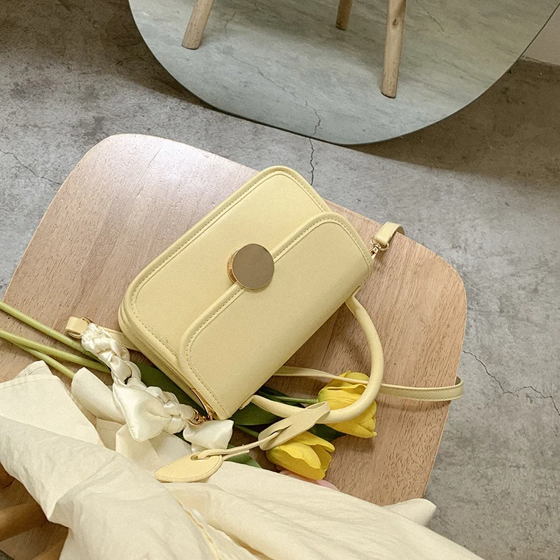 Summer handbag female 2021 new fashion small square bag minority simple versatile bag
Summer handbag female 2021 new fashion small square bag minority simple versatile bag