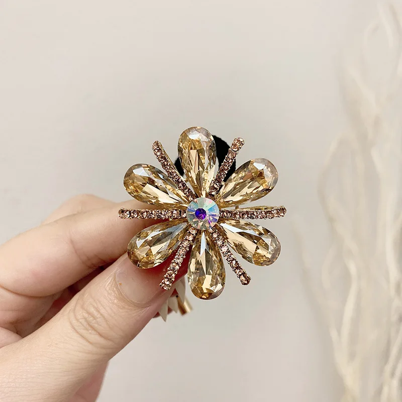 Han edition of the new fashion crystal Подсолнухи девушка веревка для волос веб-знаменитости ins отдел: резинка веревка для волос аксессуары для волос
Han edition of the new fashion crystal Подсолнухи девушка веревка для волос веб-знаменитости ins отдел: резинка веревка для волос аксессуары для волос
