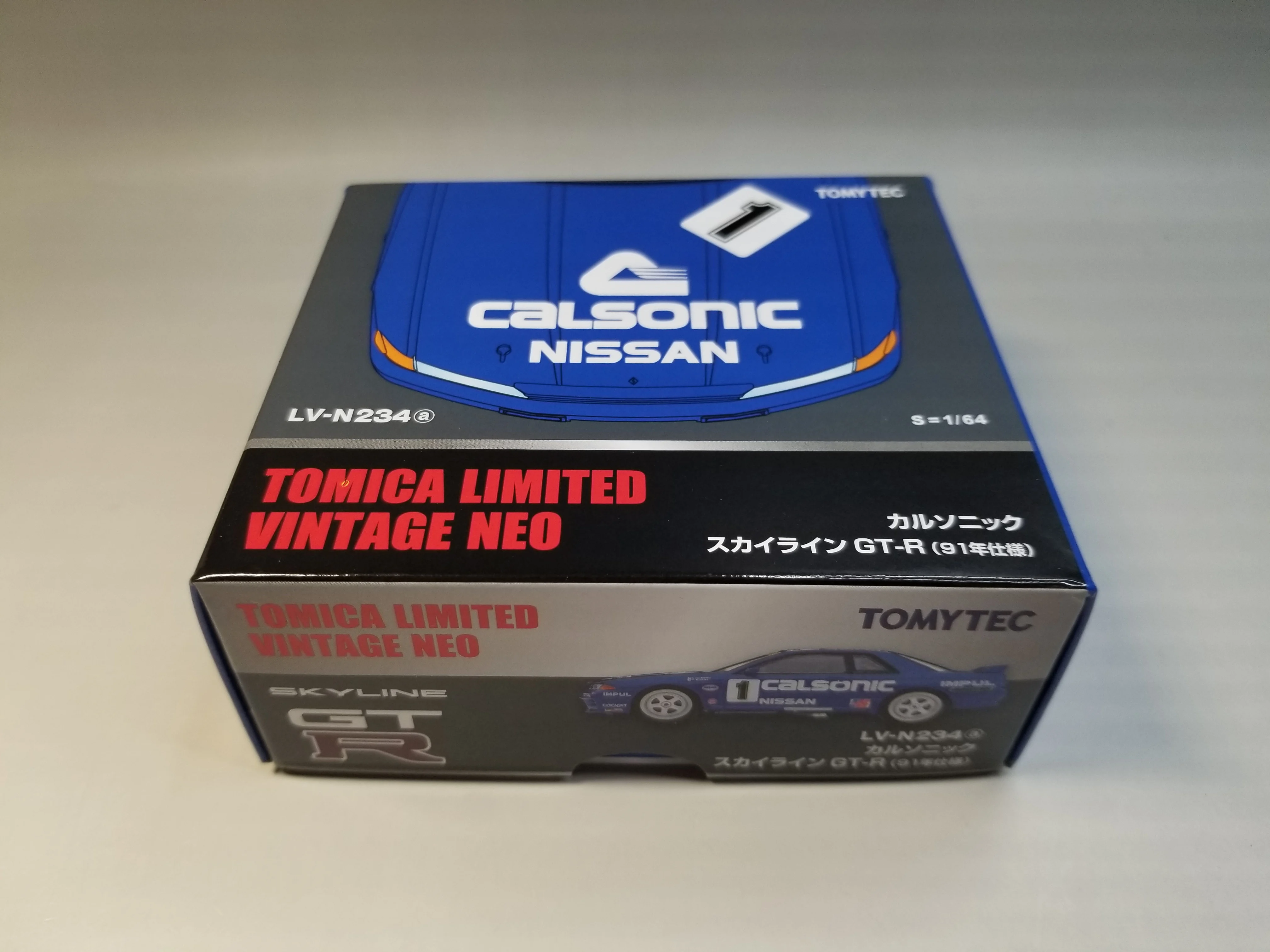 TOMYTEC TLV 1/64 Nissan Sklyline GT-R R32 #1 Calsonic LV-N234a Die Cast Model Car Collection Limited
TOMYTEC TLV 1/64 Nissan Sklyline GT-R R32 #1 Calsonic LV-N234a Die Cast Model Car Collection Limited