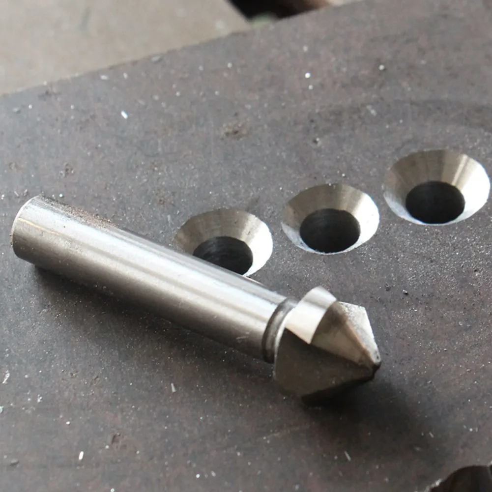 1 Piece Chamfer 4.5-50mm 3 Flute 90 Degree High Speed Steel Countersink Chamfering Tool Drill Bits Chamfer Tool Drill Bits
1 Piece Chamfer 4.5-50mm 3 Flute 90 Degree High Speed Steel Countersink Chamfering Tool Drill Bits Chamfer Tool Drill Bits