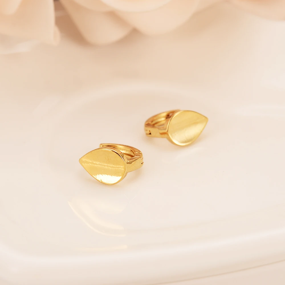 2pairs gold Hoop Earring for women Girls Dubai Gold Jewellery Turkish Egyptian Algeria Indian Moroccan Saudi bridal Arab gifts
2pairs gold Hoop Earring for women Girls Dubai Gold Jewellery Turkish Egyptian Algeria Indian Moroccan Saudi bridal Arab gifts