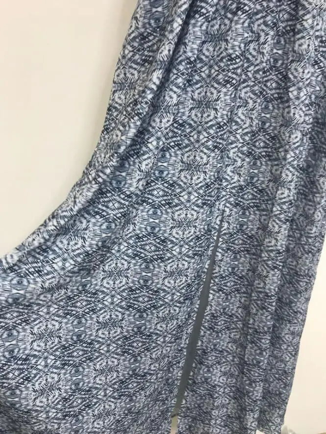 2020 Spring Summer Women Vintage Peter pan Collar Midi Dress Lace Split Short Sleeve Backless Printing Buttons Long Dresses
2020 Spring Summer Women Vintage Peter pan Collar Midi Dress Lace Split Short Sleeve Backless Printing Buttons Long Dresses