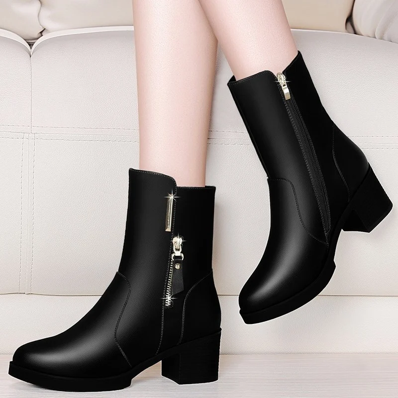 Slim Martin Boots Women Mid-Heel Shoes Women Short Boots Round Toe Non-Slip Side Zipper Warm Thick Heel High-Heeled Women Boots
Slim Martin Boots Women Mid-Heel Shoes Women Short Boots Round Toe Non-Slip Side Zipper Warm Thick Heel High-Heeled Women Boots
