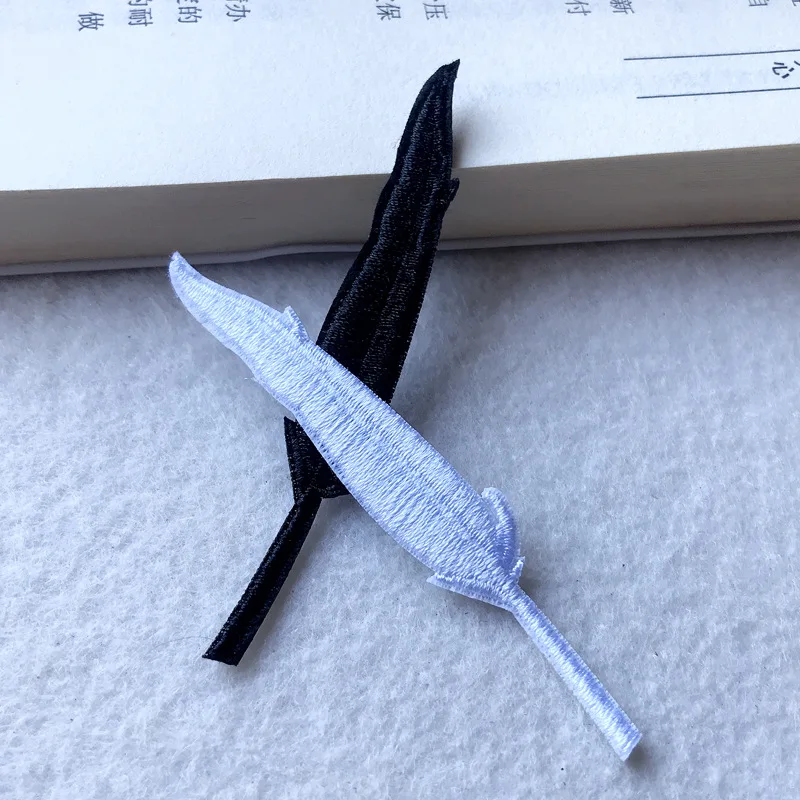 100pcs/lot Vintage Embroidery Patches Black White Feather Backpack Clothing Decoration Accessory Diy Iron Heat Transfer Applique
100pcs/lot Vintage Embroidery Patches Black White Feather Backpack Clothing Decoration Accessory Diy Iron Heat Transfer Applique